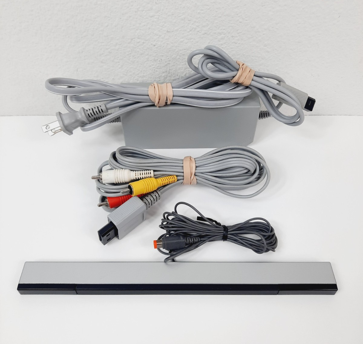 Genuine OEM Nintendo Wii Cable Bundle: AC Adapter, AV Cable & Sensor Bar -Tested