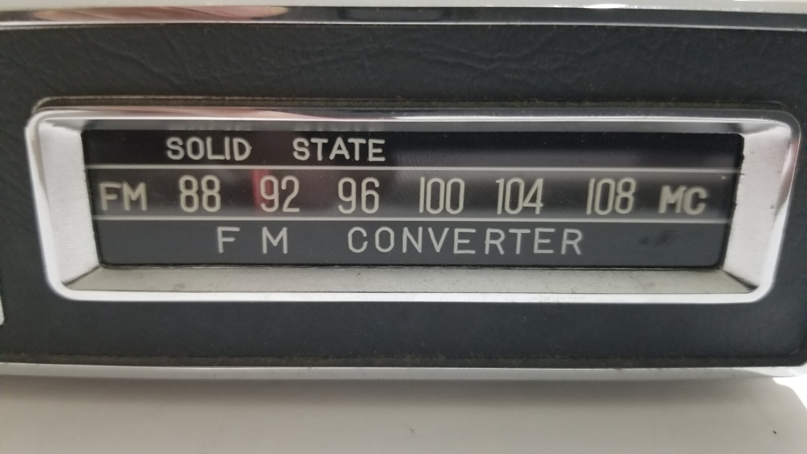 Inland Dynatronics Universal Manual Tuned All Transistor 12 Volt Radio Vintage