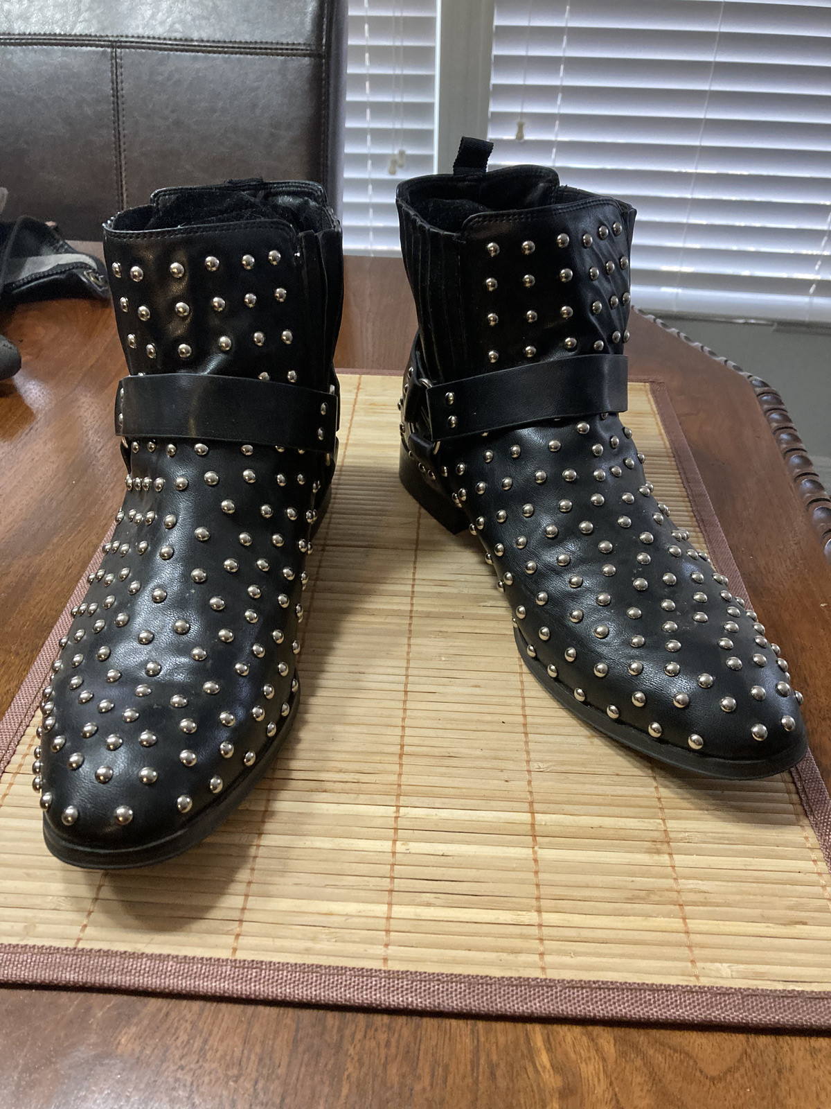 Very Cool Rock and Roll Mens Silver Studded Ankle Boots Size 9D