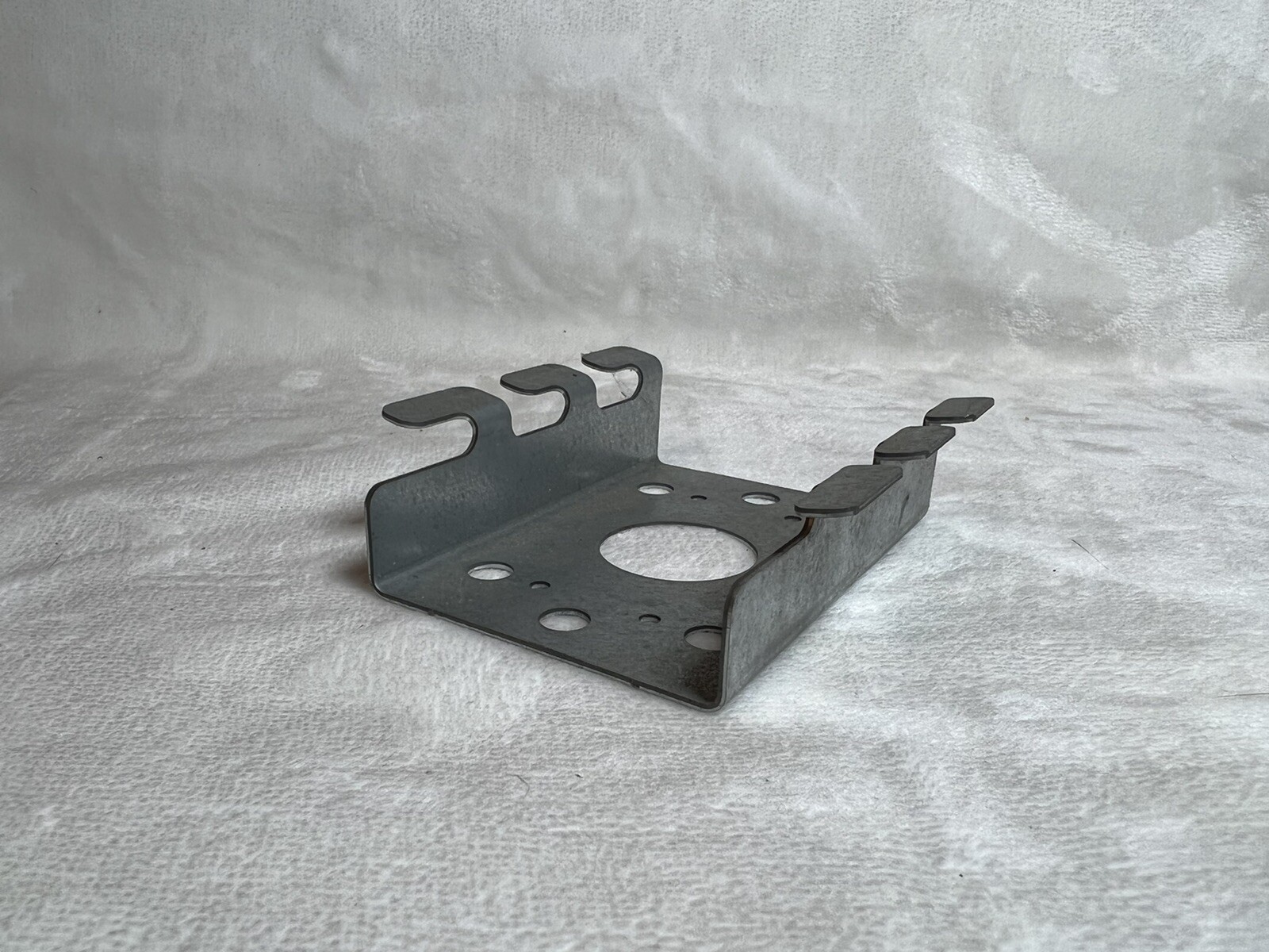 B-LINE (EATON) Flextray™, Conduit Connector, 0.75 in. D  (1pc)