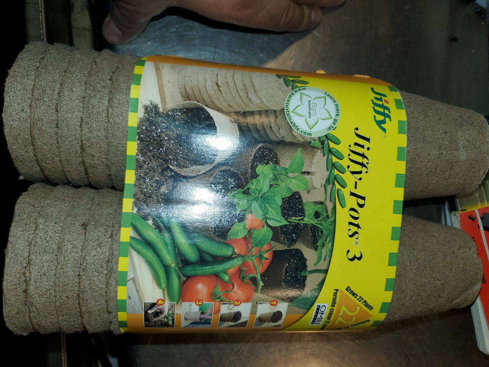 (1) JIFFY 22 PACK 3" ROUND POT PEAT POTS  plus bonus sow and grow peat cells(36)