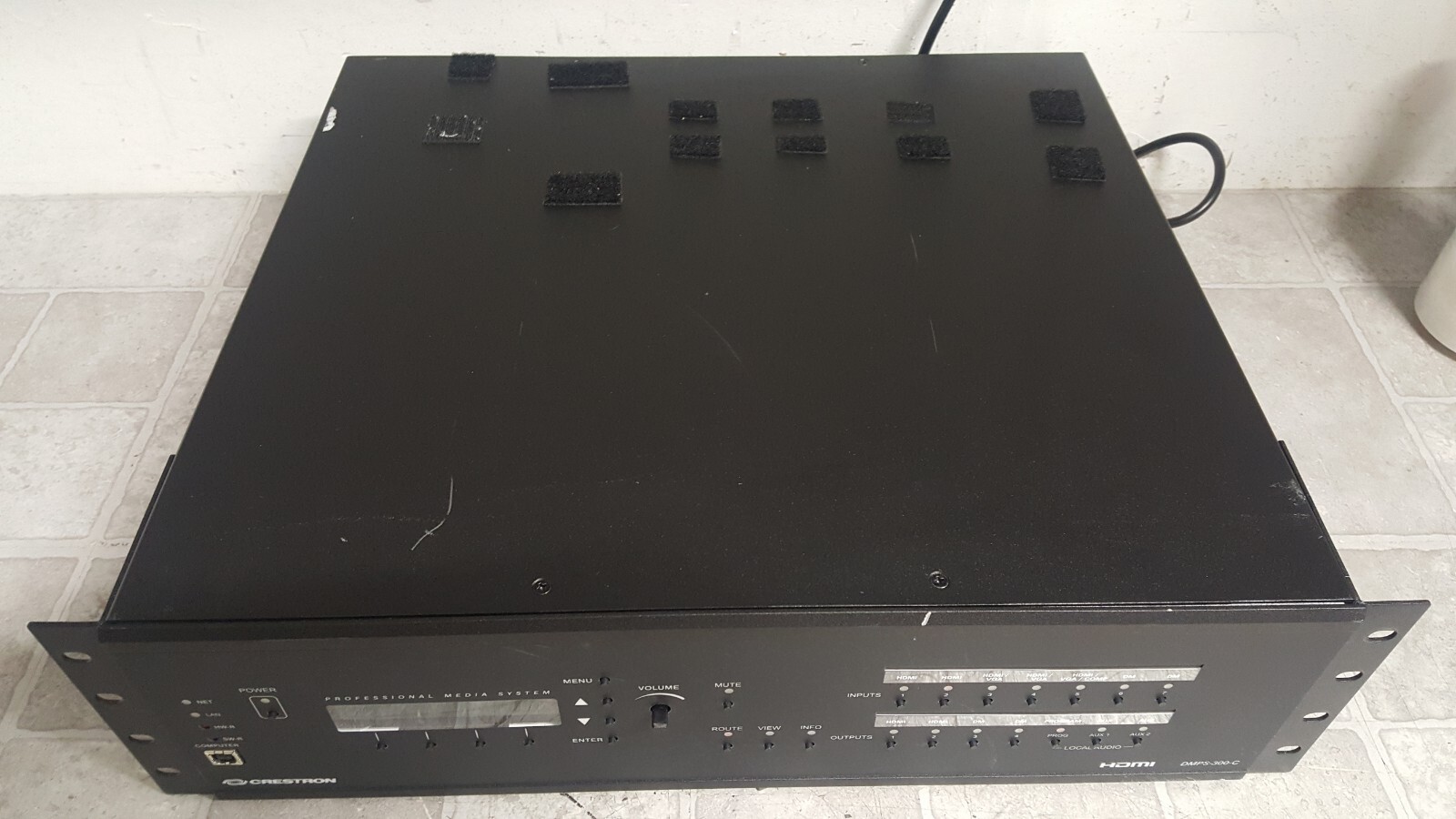 Crestron DMPS-300-C HDMI Digital Media Presentation System READ