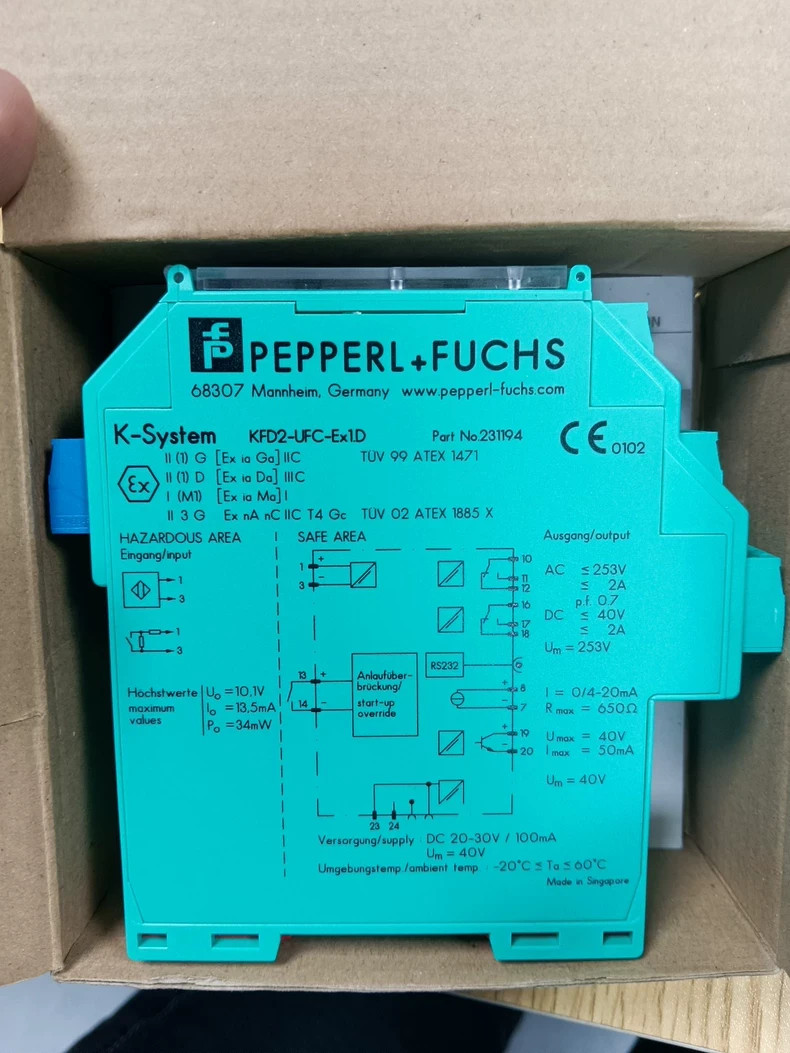 1PCS NEW PEPPERL + FUCHS KFD2-UFC-EX1.D Safety Barrier fast shipping