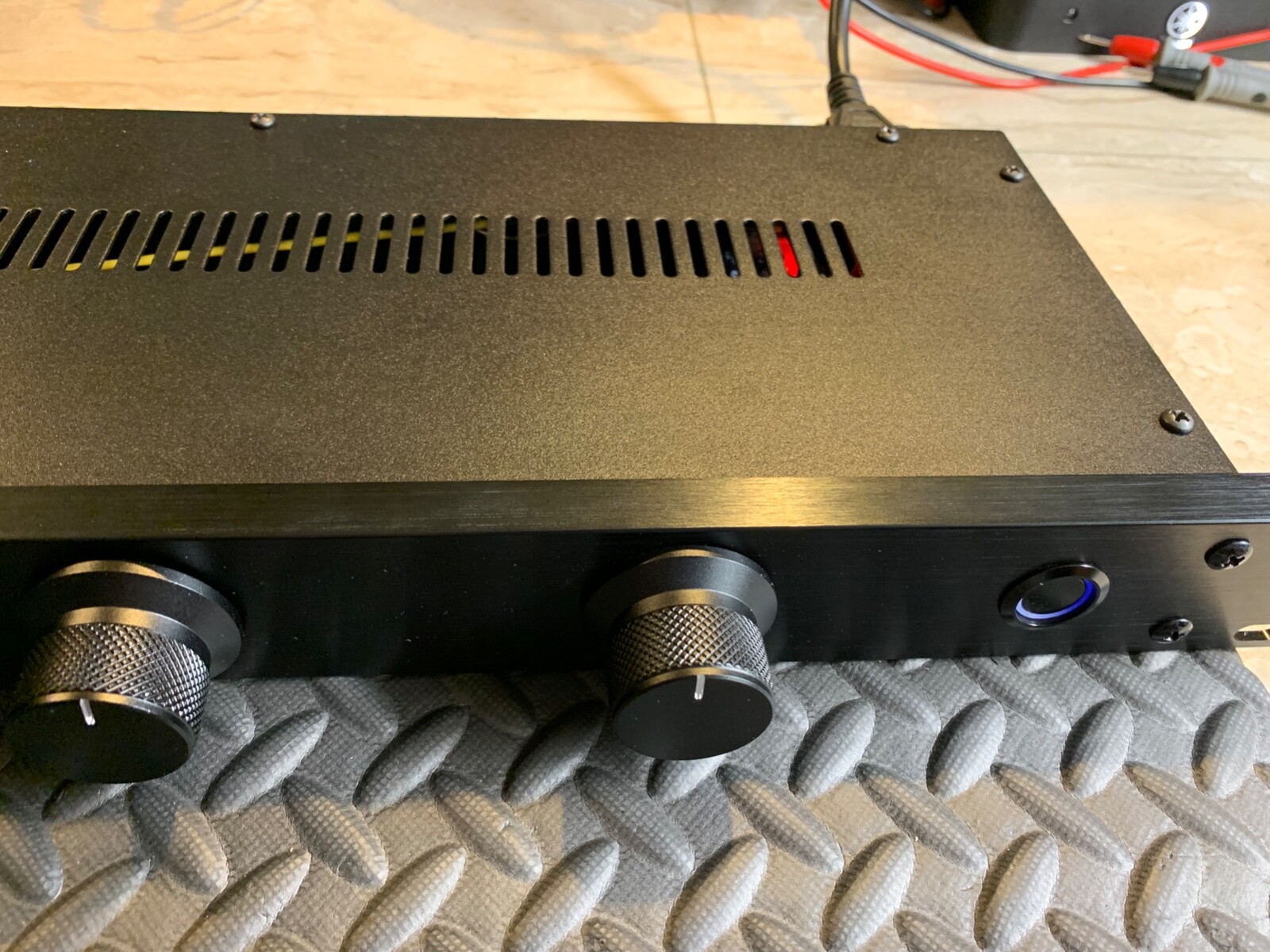 3 BAND STEREO FREQUENCY DJ TONE ISOLATOR