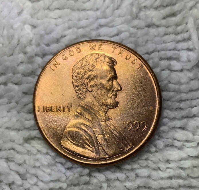 1999 Lincoln Memorial Penny 1C Close AM Uneven Rim Uncirculated
