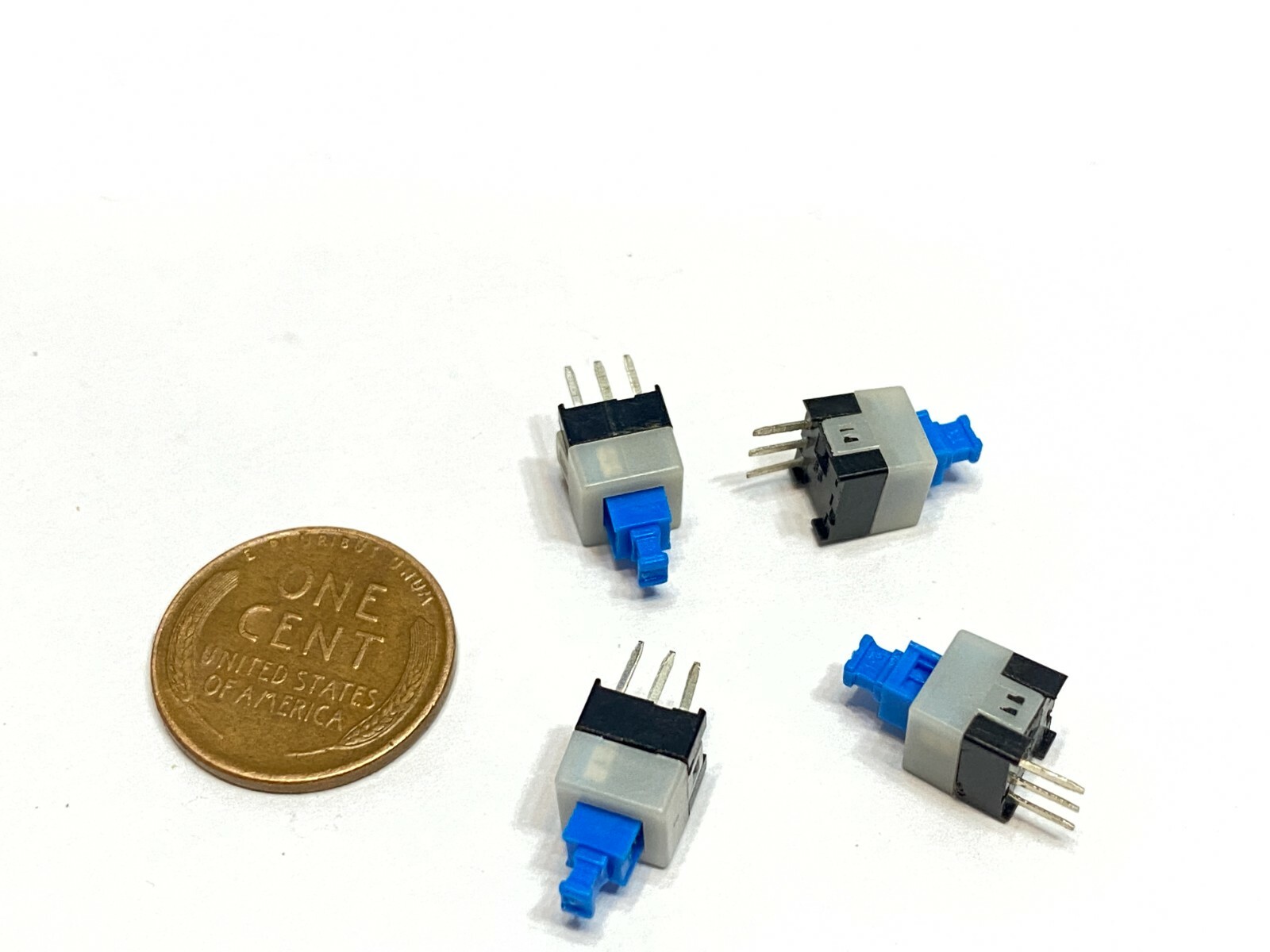 4 X red cap 7x7mm Latching Push Button On-Off Switch DIP-3pin keyboard B10 STAMP