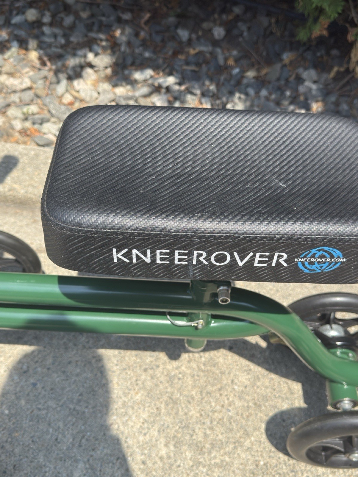 KneeRover Knee Steerable Scooter
