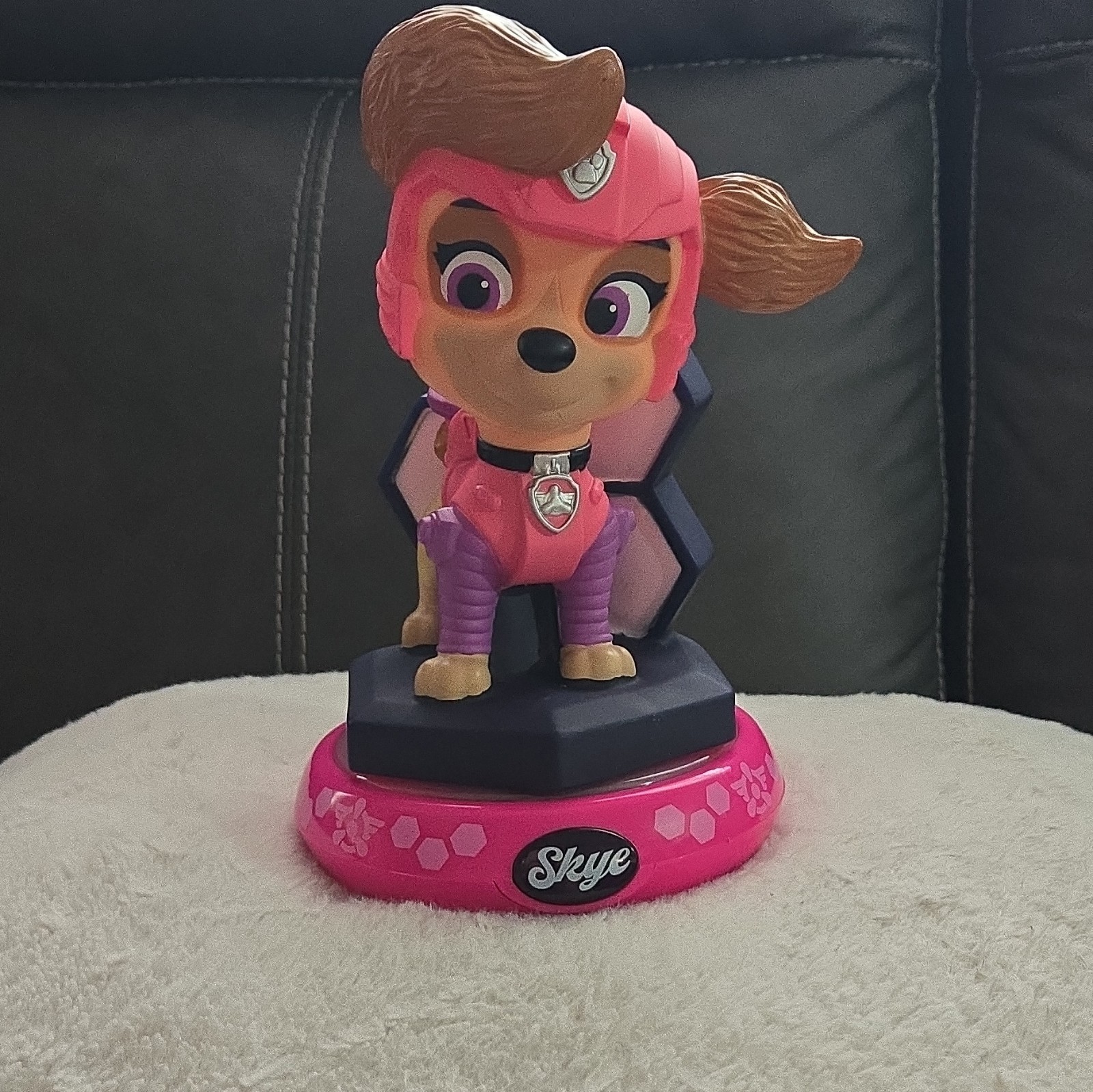 Spin Master Nickelodeon Paw Patrol Skye Night Light Mint Condition Works Great