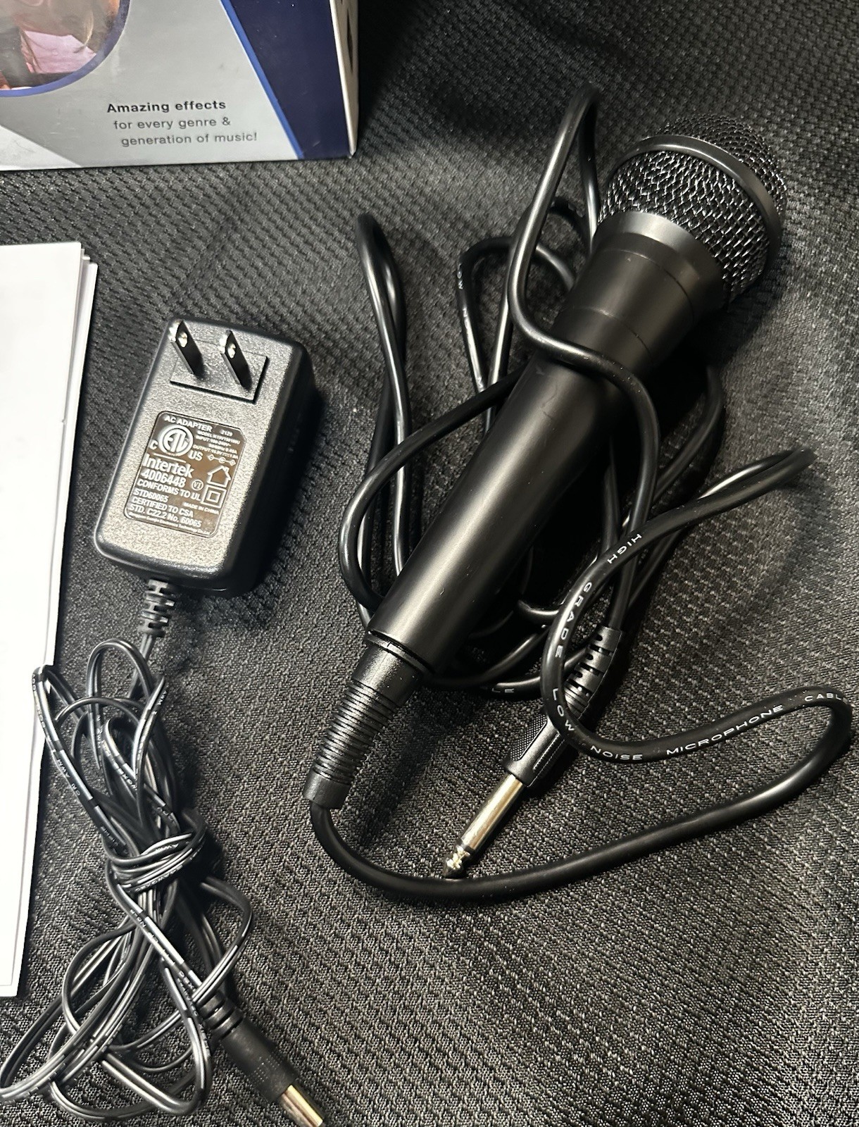 Singsation Classic Karaoke System Bluetooth Compatible W/Cord And Microphone EUC
