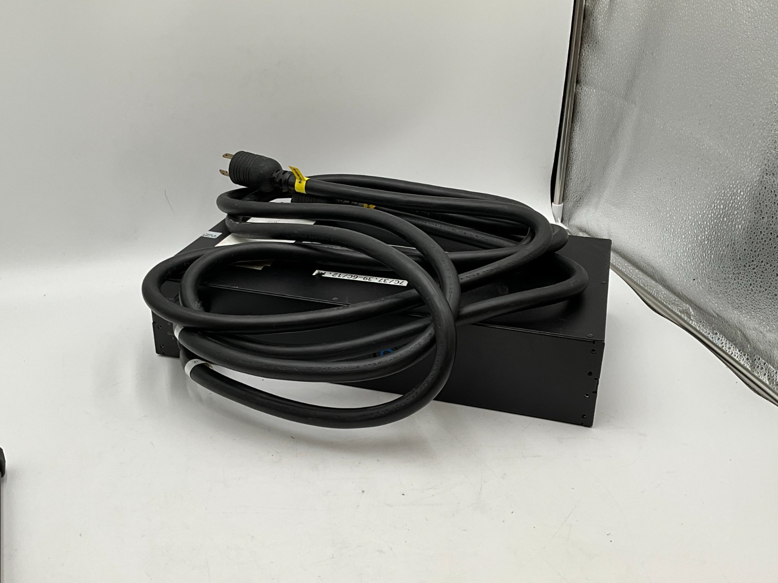 APC AP7731 30A 208V Rack Mount Automatic Transfer Switch