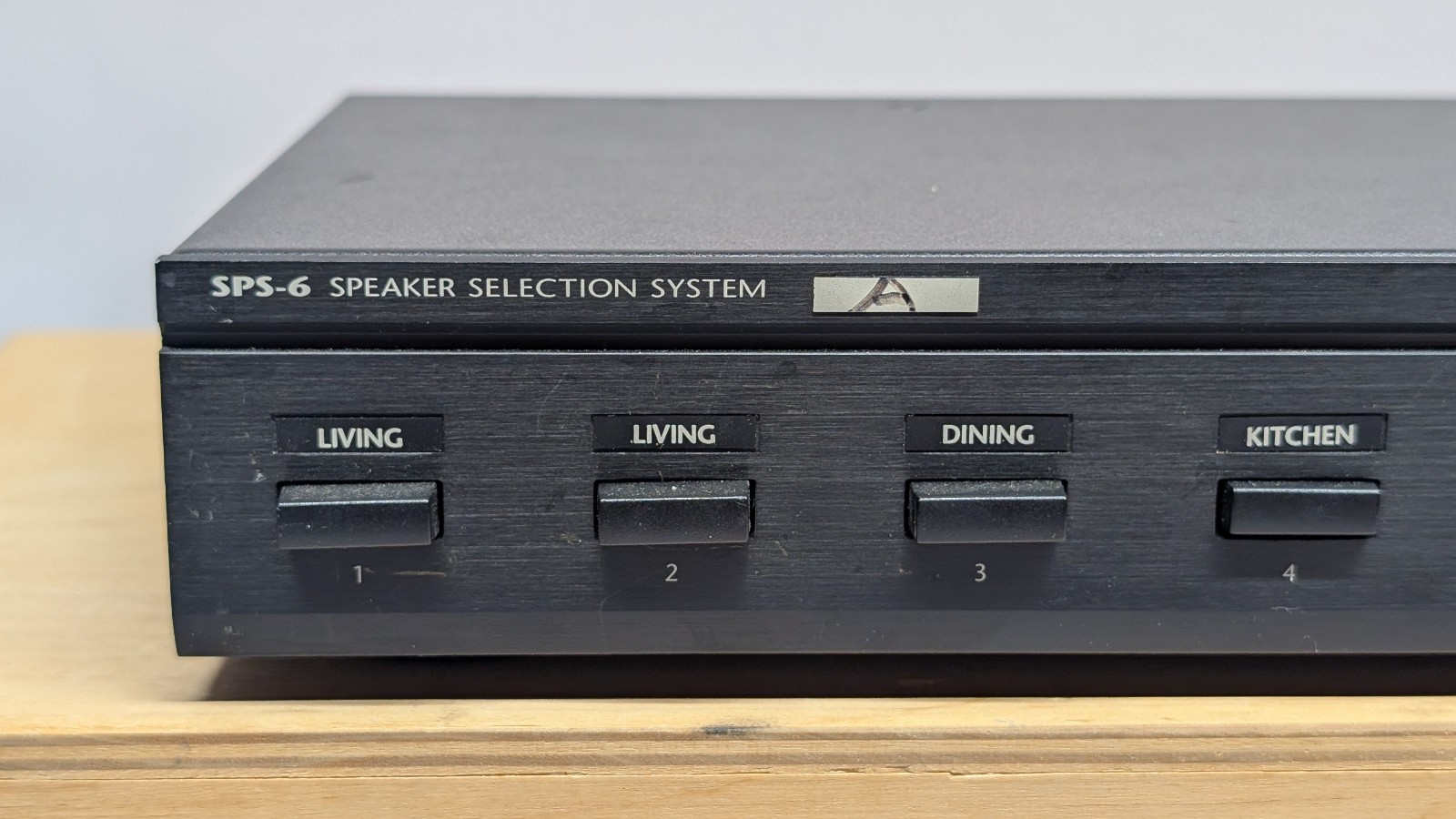Niles SPS-6 Speaker Selection System 6 Zone Multi-Room Audio Switch Box