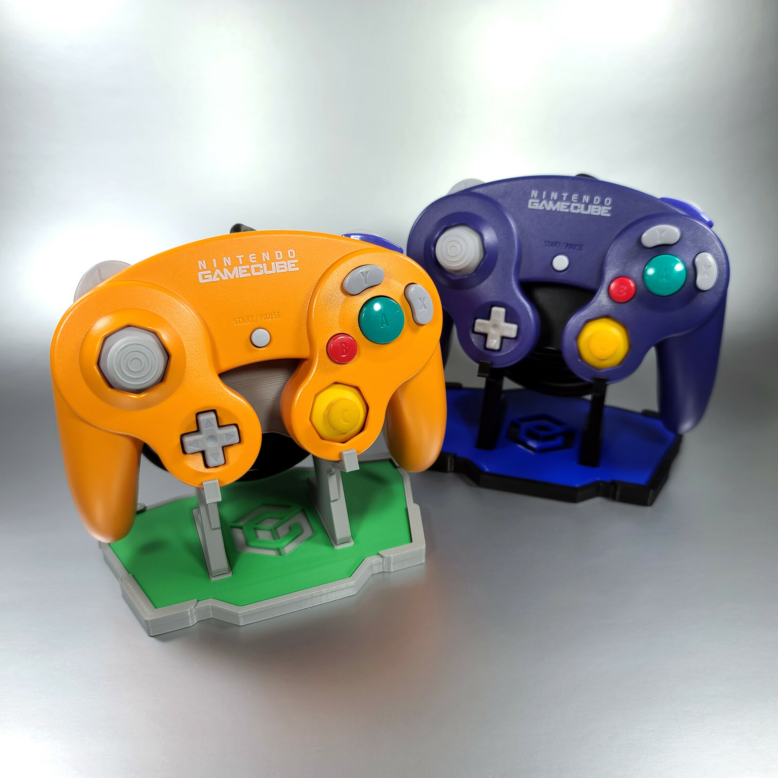 Custom Display Stand for Nintendo GameCube Controller - 3D Printed Multi Colors