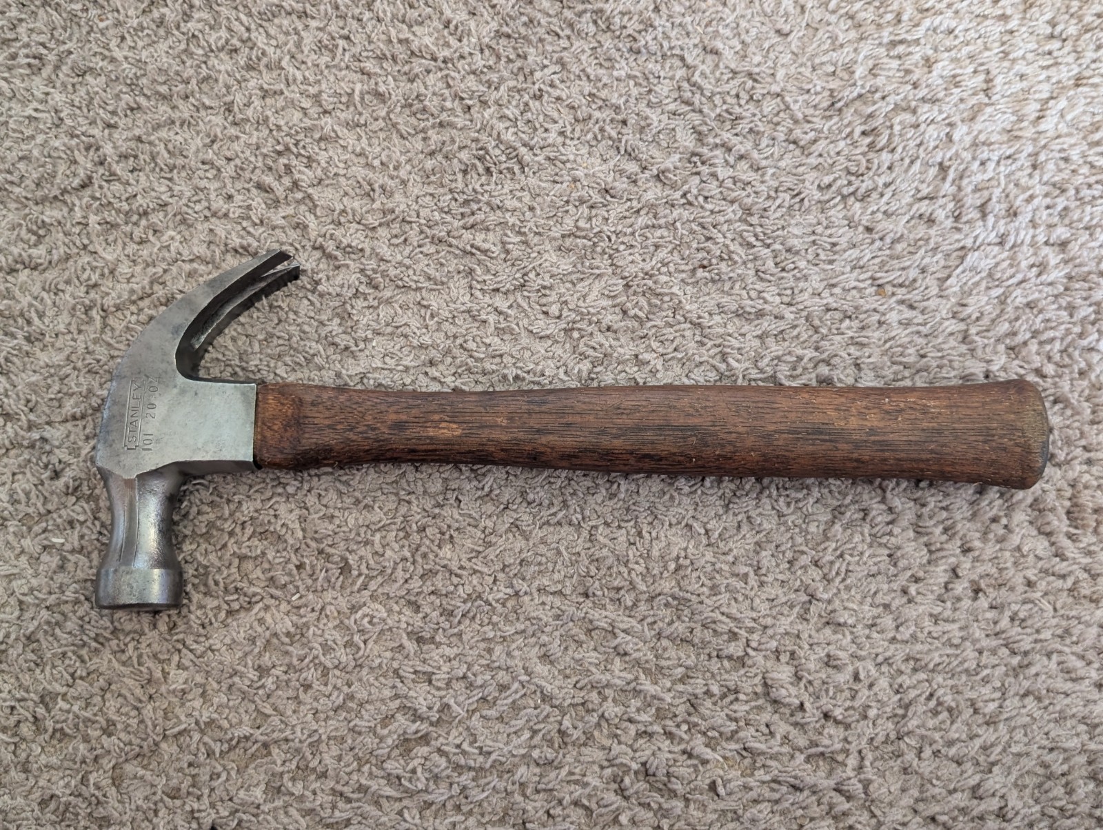 Vintage Stanley 101 20-OZ Wood Handle Claw Hammer