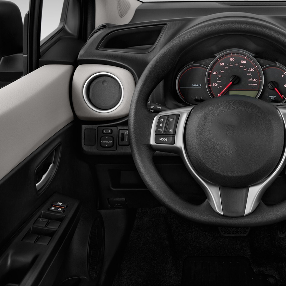 FRONT LEFT For 2012-14 TOYOTA YARIS 2D MASTER POWER WINDOW SWITCH BEZEL TRIM EPY