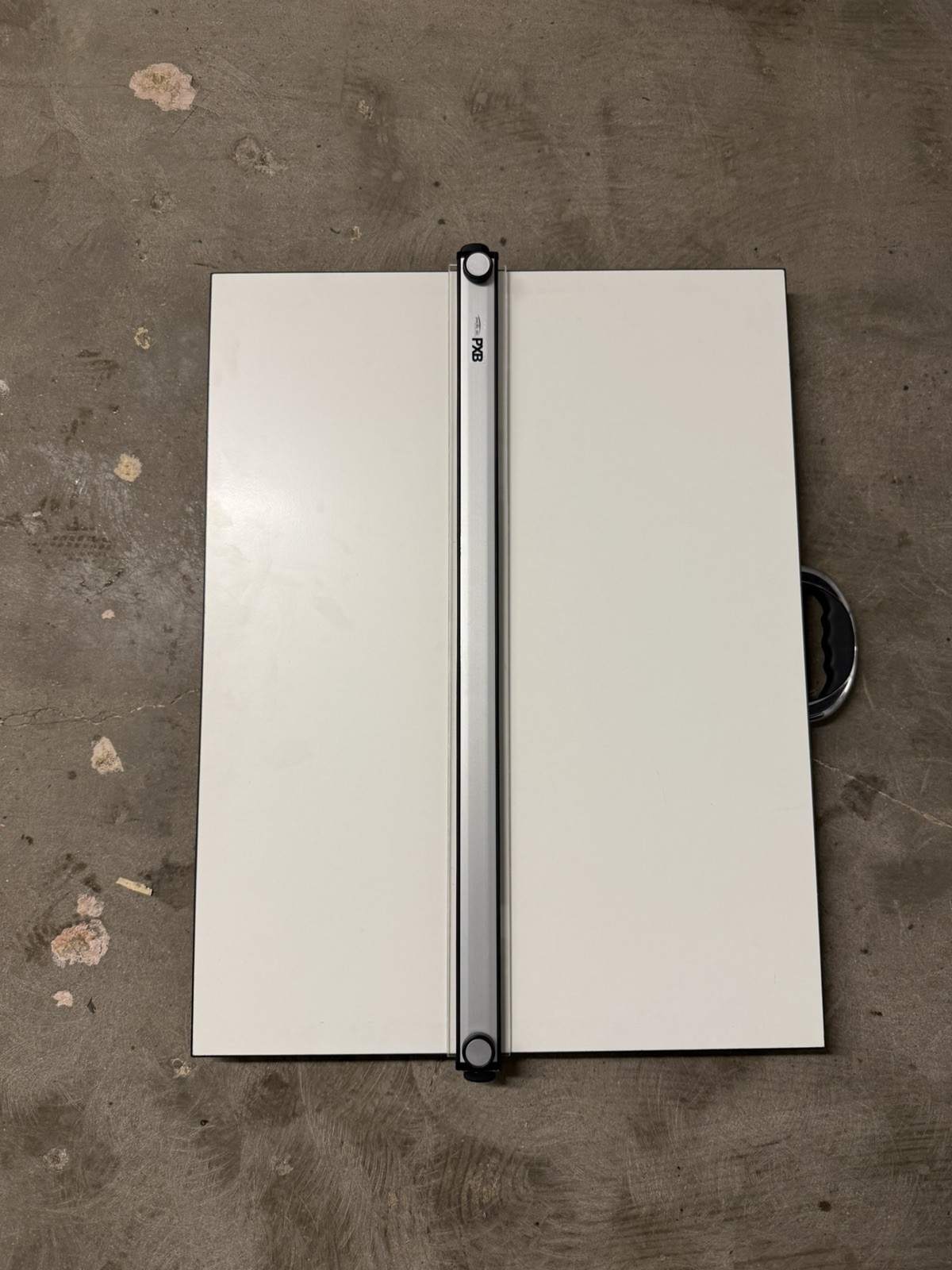 Pacific Arc Table Top Drawing Board with Parallel Bar, White
