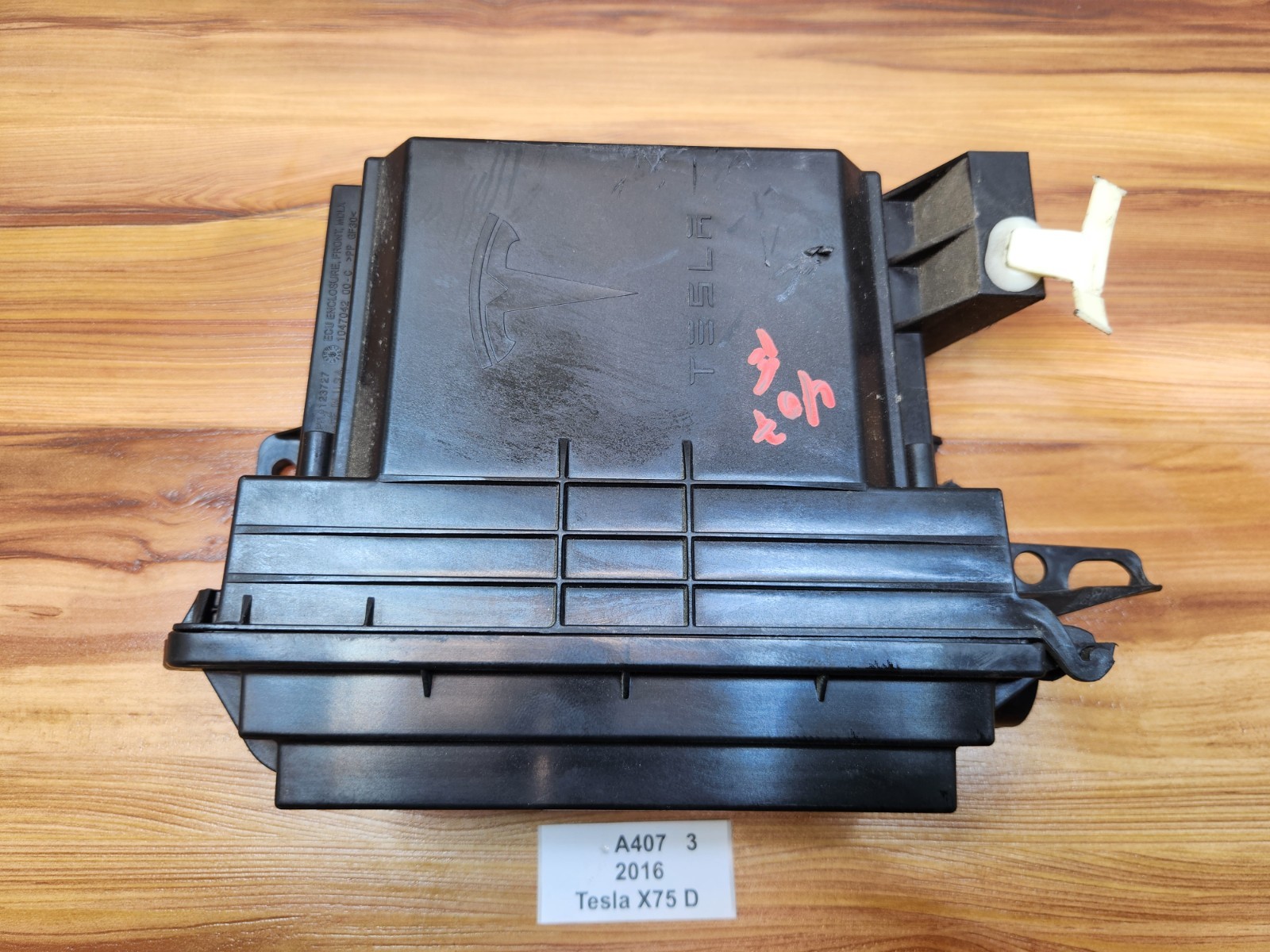 ✅ 2016-2020 OEM Tesla Model X Front Body Comfort Control Module BCM CAS