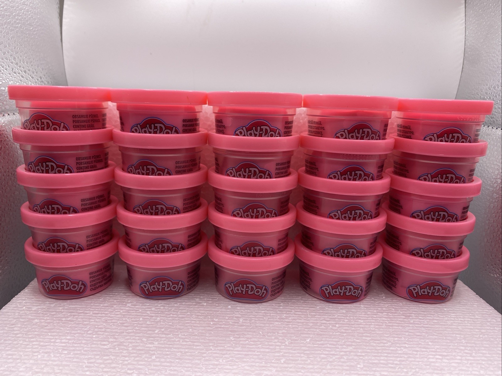 Hasbro Play-Doh (25) 1 Ounce Containers PINK