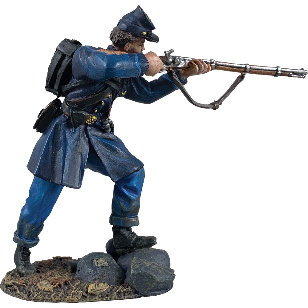 Federal in Frock Coat Standing Firing 1/30 Figure William Britain (31372)