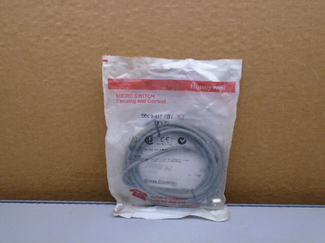 New old Stock  HONEYWELL 993AB12BT-B2 PROXIMITY SENSOR R24