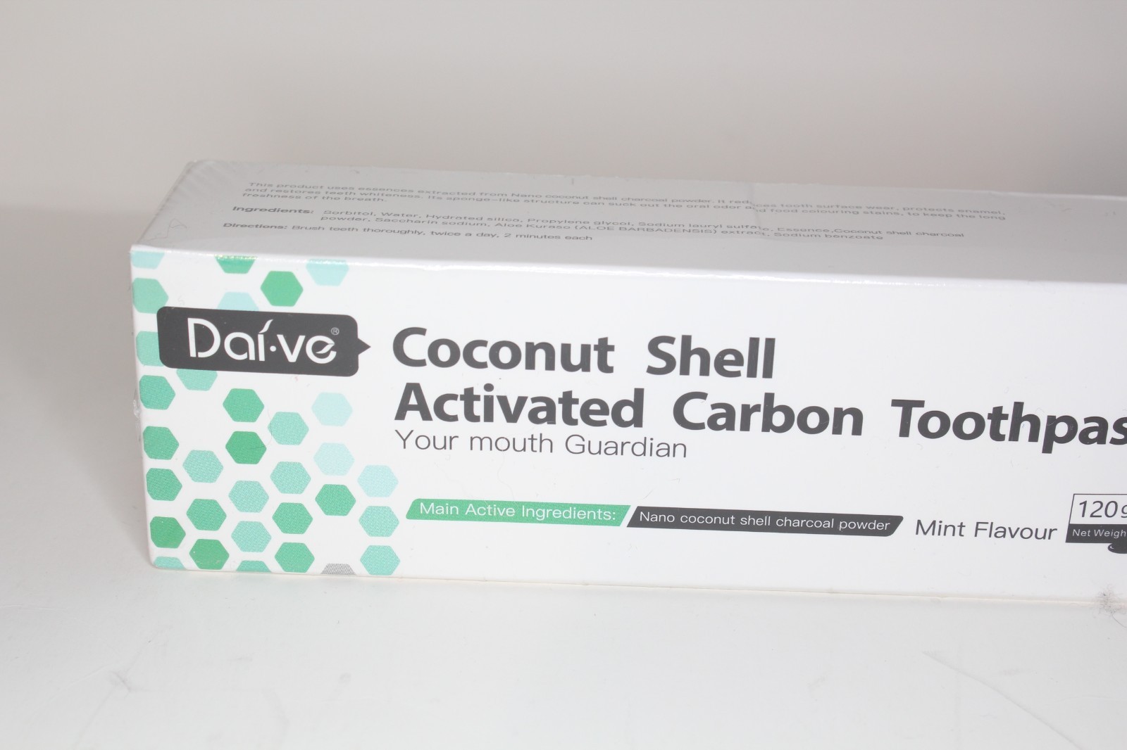 Coconut shell activated carbon toothpaste - Mint flavor