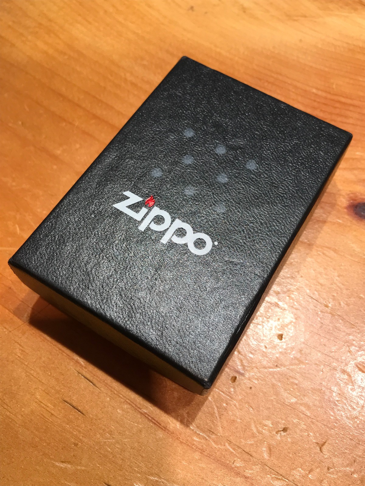 CLASSIC ZIPPO LIGHTER FLYING EAGLE DESIGN SOVEREIGN POWER WITH ORIGINAL CASE