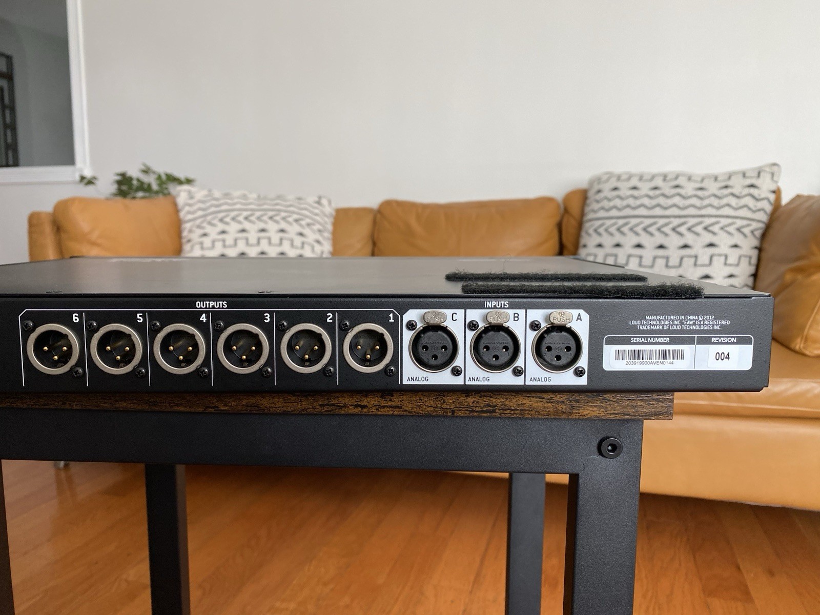 EAW UX 3600