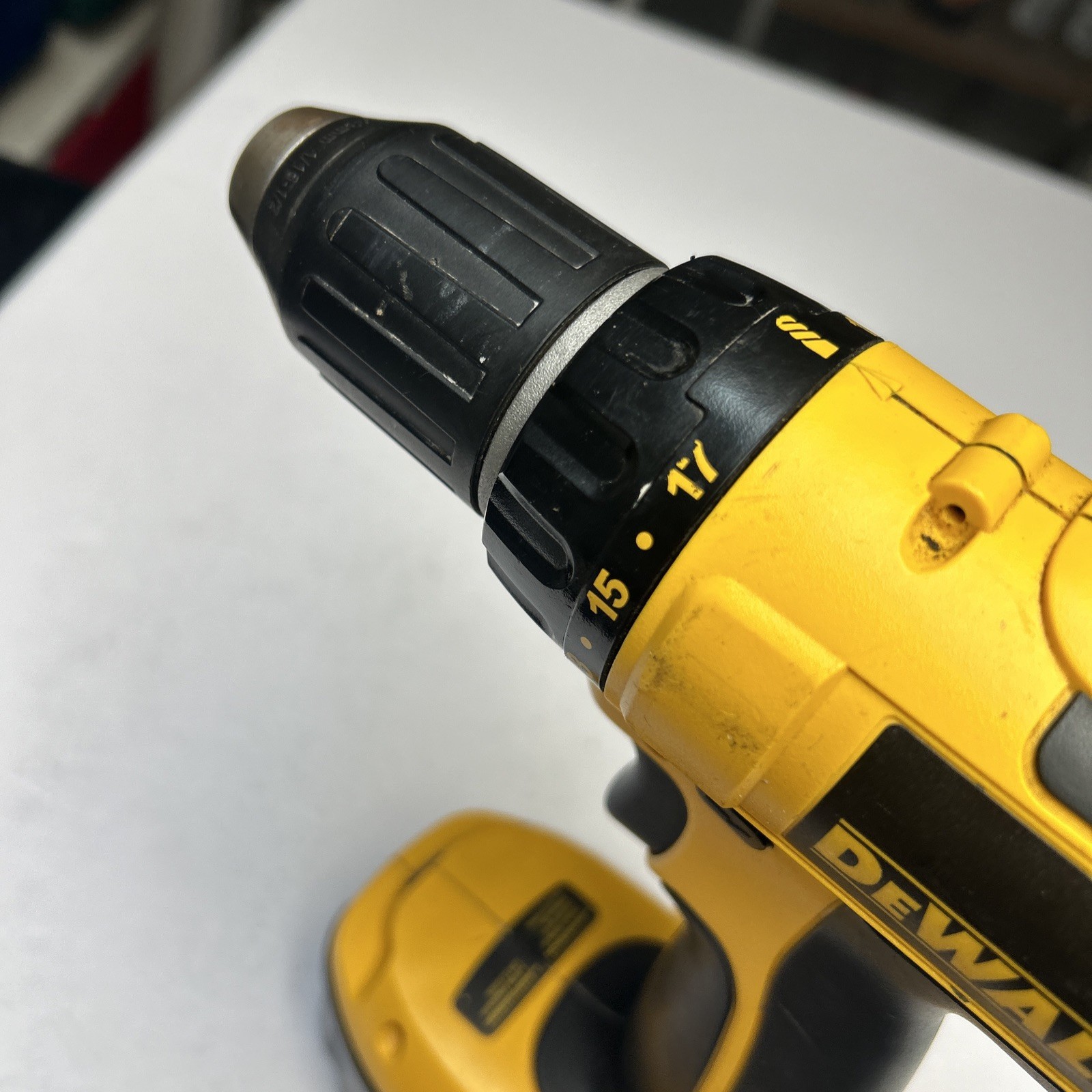 Dewalt DC720 Cordless Power Drill Driver 18V W/Battery