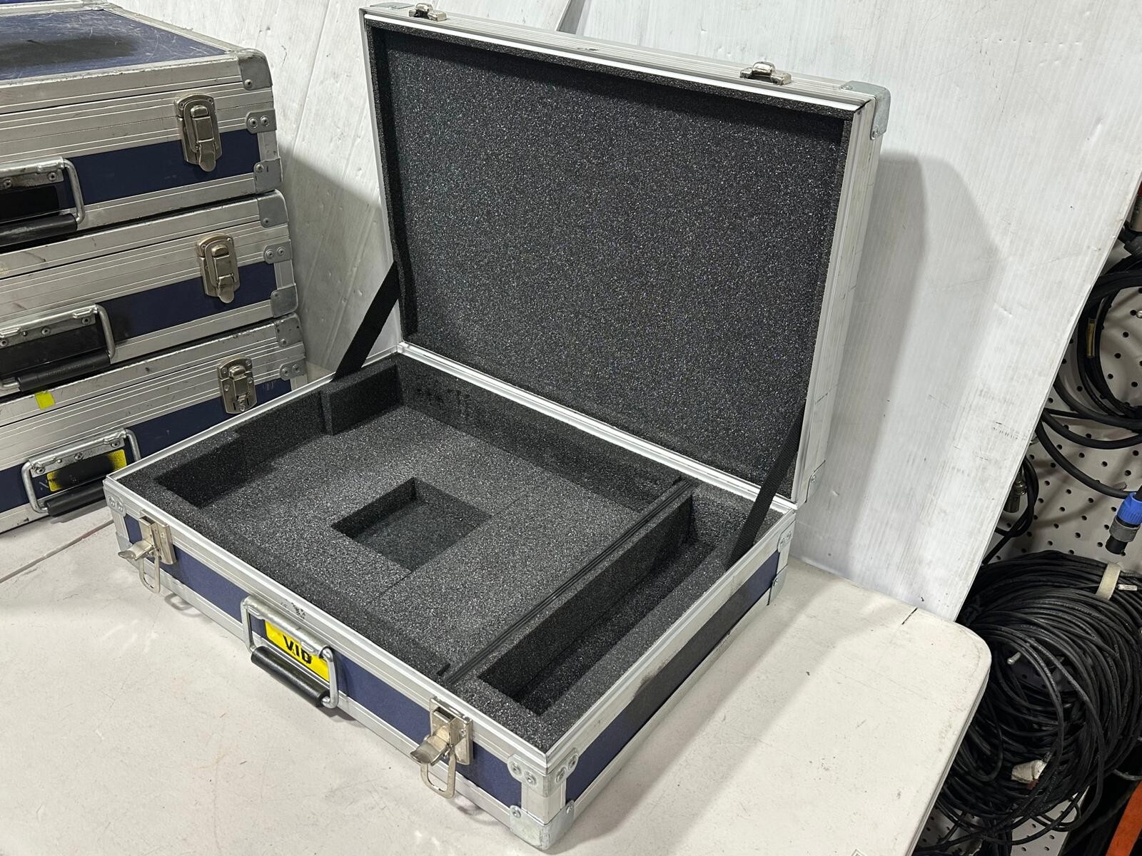Unbranded Assorted Cases #2844 (One)THS