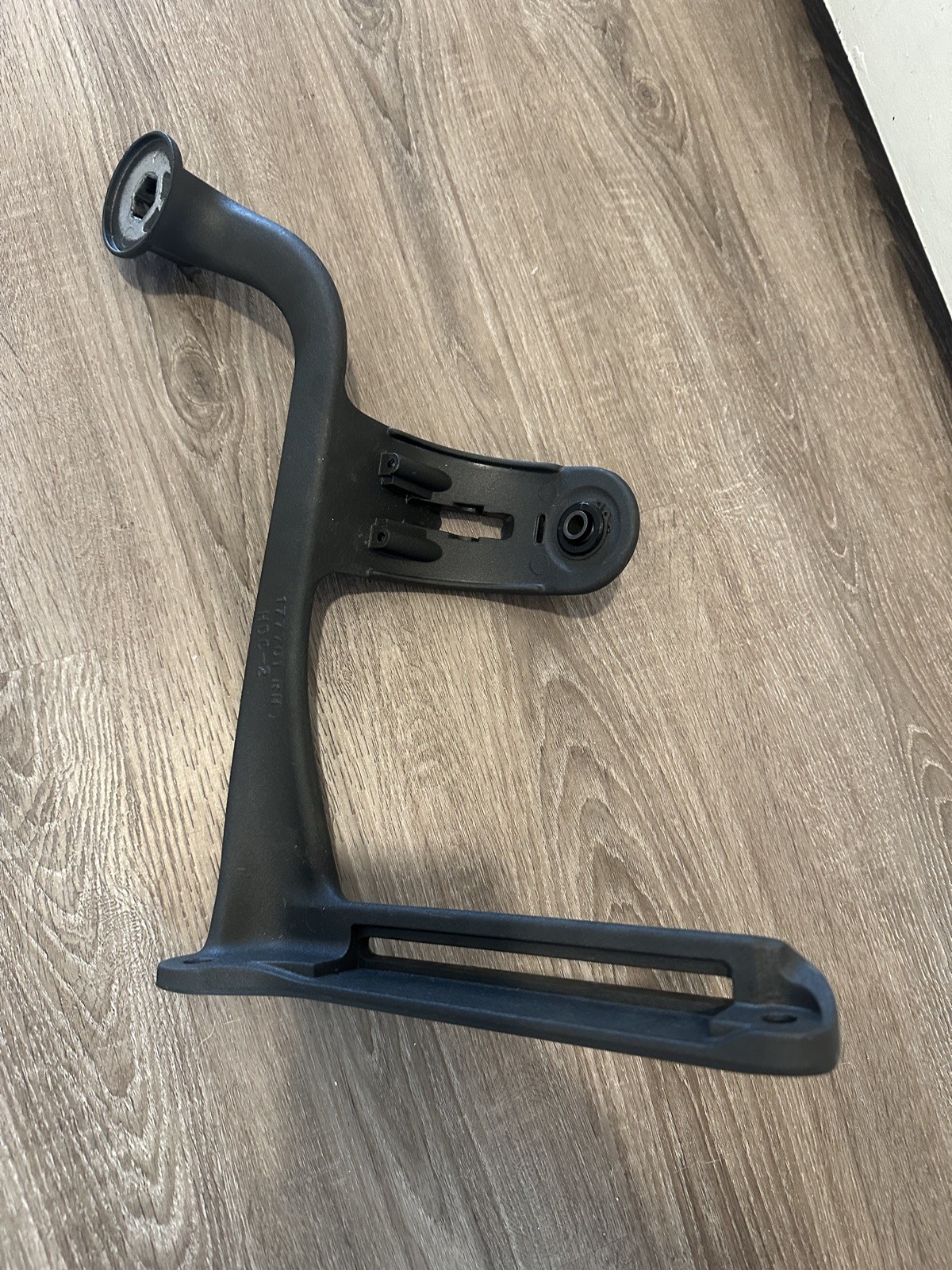 Herman miller Aeron chair Arm Yoke left and right - Genuine Aeron Parts (Both)