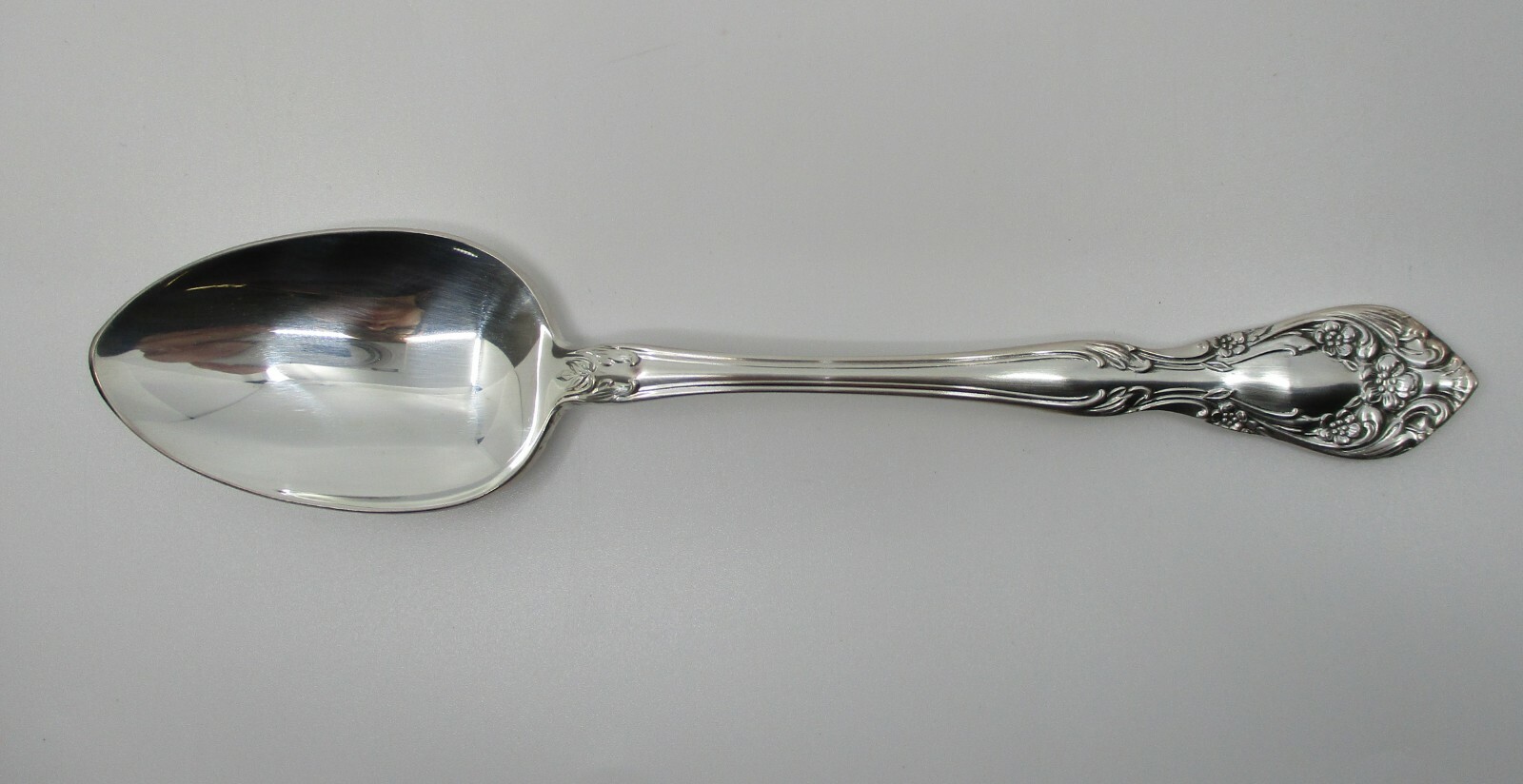 GORHAM SILVERPLATE ESSEX PLACE / OVAL SOUP SPOON - 6 3/4" - 06A
