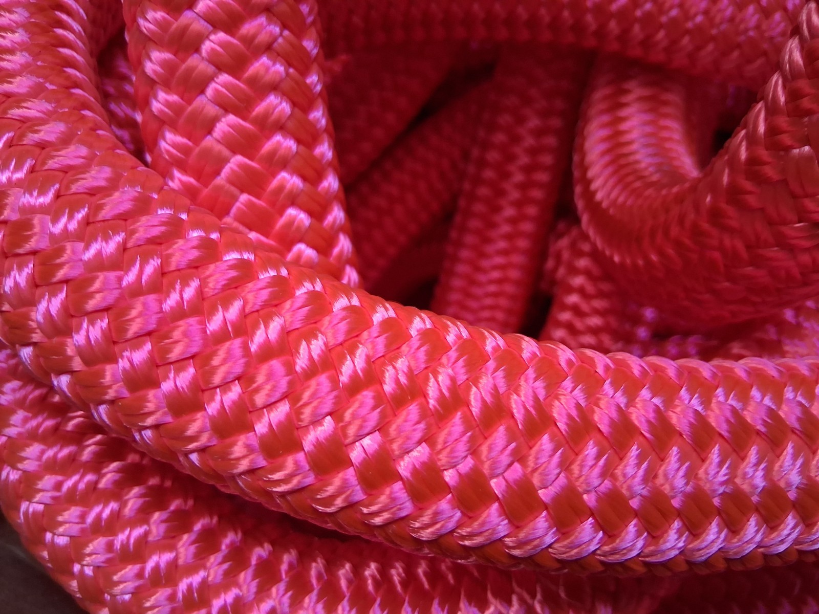 1 ” one inch x 130 ft. Double Braid-Yacht Braid Rope Hank. Pink.