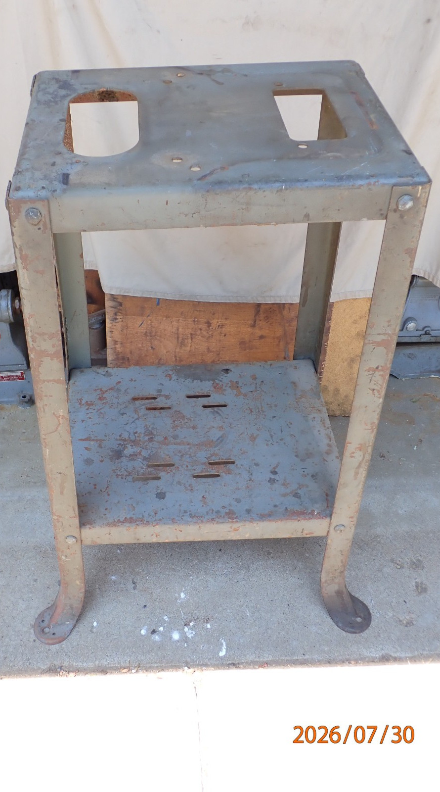 DELTA ROCKWELL 12" DISK SANDER FLARED LEG STAND