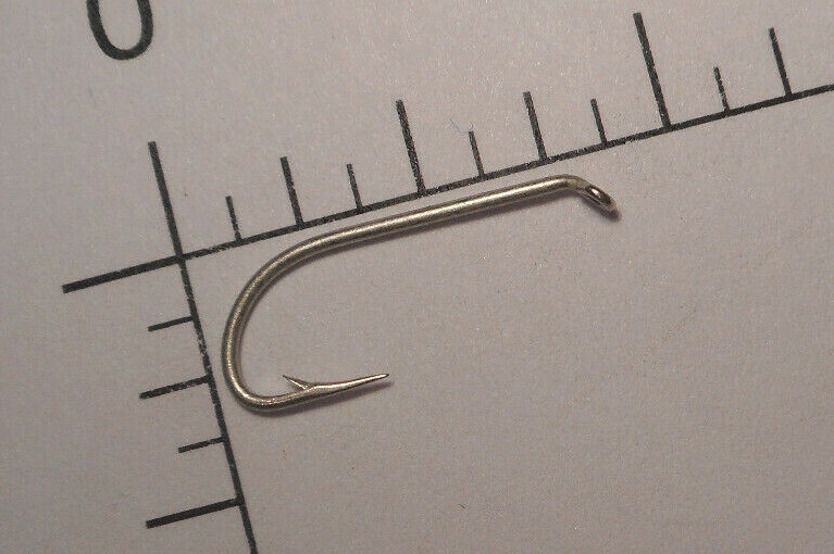 100 MUSTAD #7 Fly Tying Hooks Limerick TD tapered eye TINNED 2 EX STRONG 3667 D
