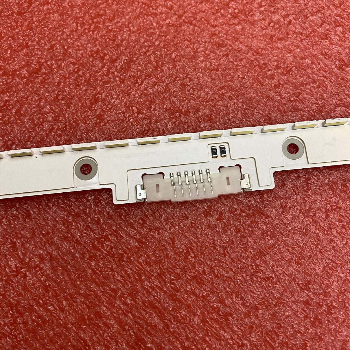 LED strip for Samsung UE32K5600 UE32K5500AK UE32M5620 UE32M5575 UE32M5522