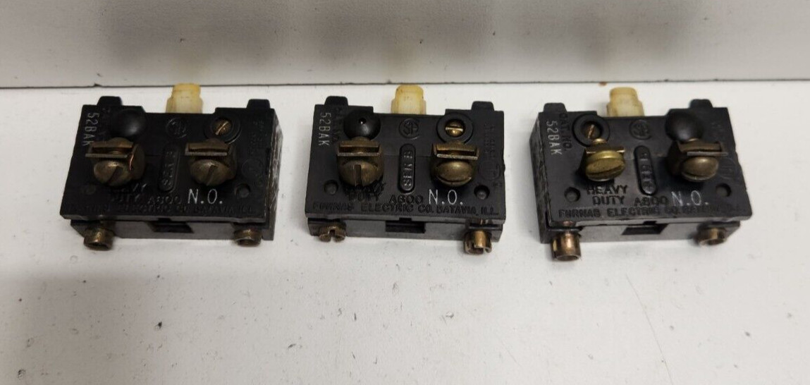 LOT OF 3 GUARANTEED! SIEMENS SER.B 10A 600V N.O. CONTACT BLOCKS 52BAK