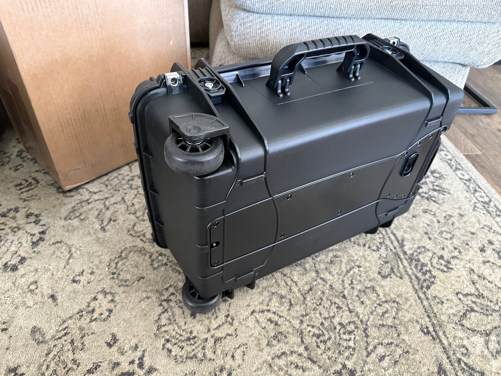 Quick Fire QF920RBKL Rolling Pistol Case Watertight w/ Locks: LARGE CAPACITY