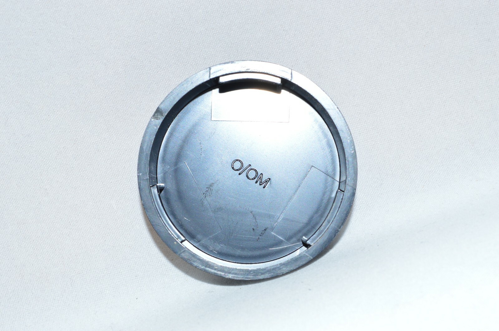 Generic Rigid Plastic Twist-On Rear Lens Cap for Olympus OM (LC-400)