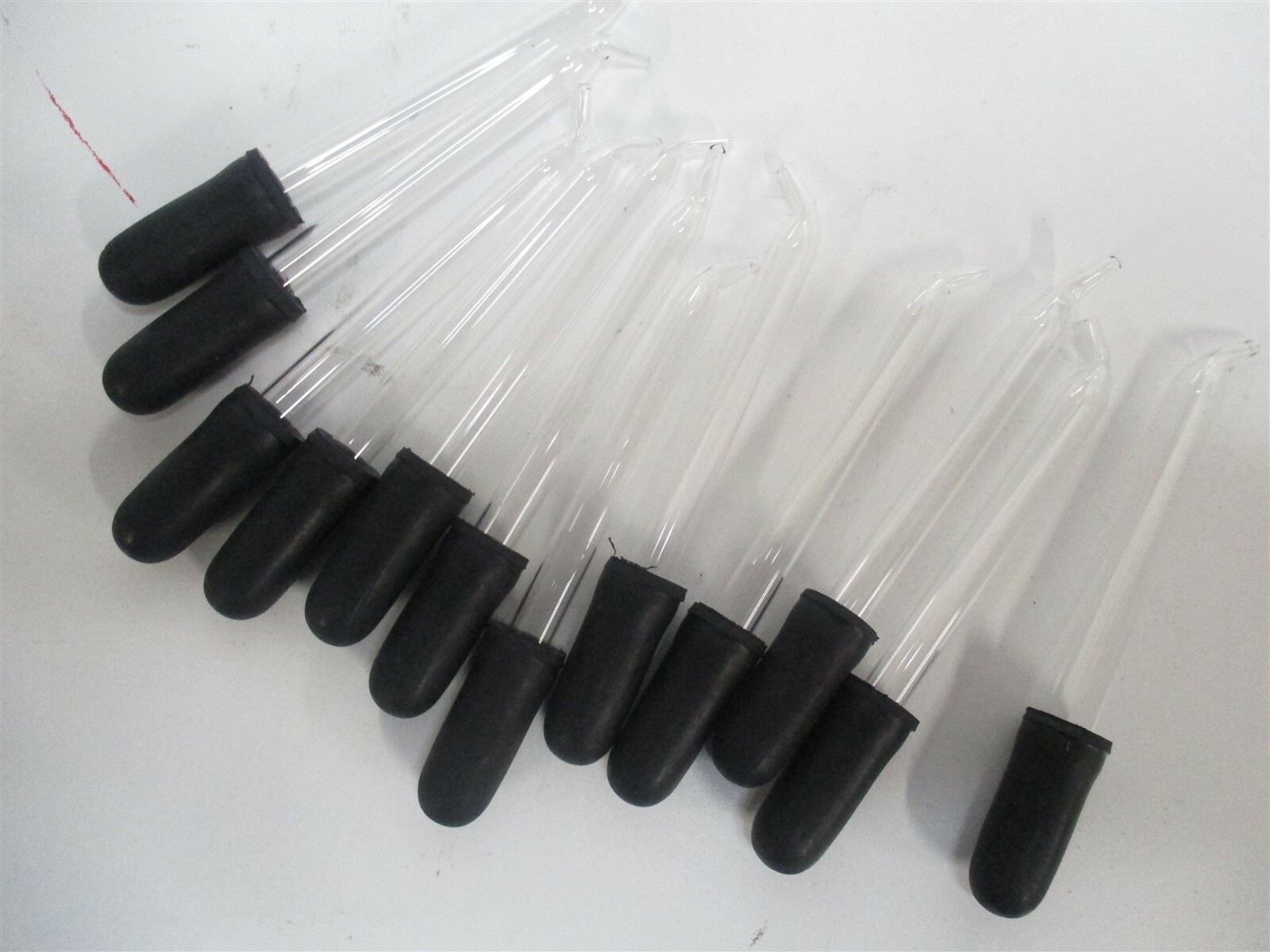 Pack Of 12 3.5" Glass Pipettes Curved Tip Capacity of 1ML 12 Pipettes Per Sale