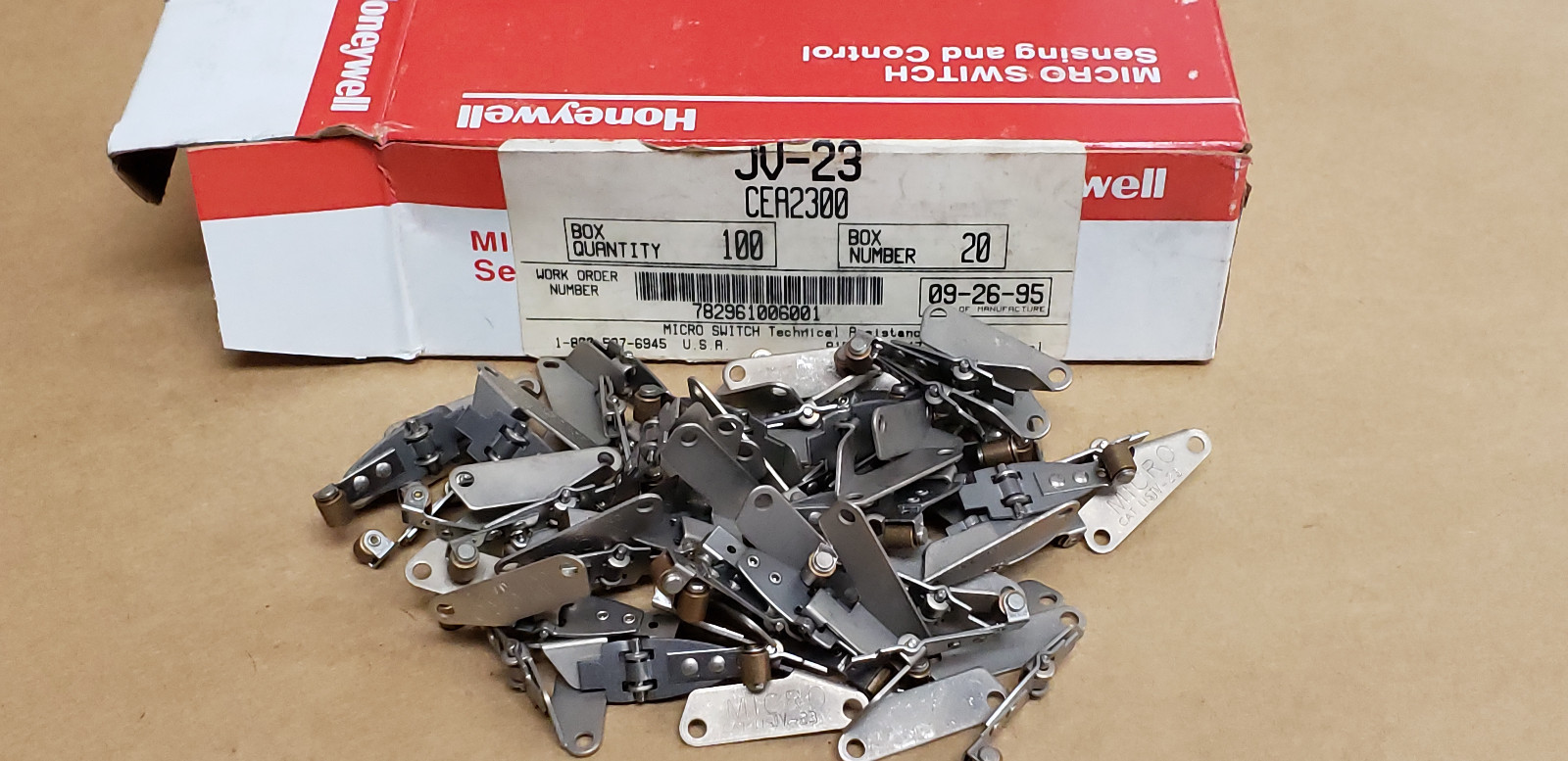 MICRO SWITCH SENSING AND CONTROL CEA2300 (100PCS)