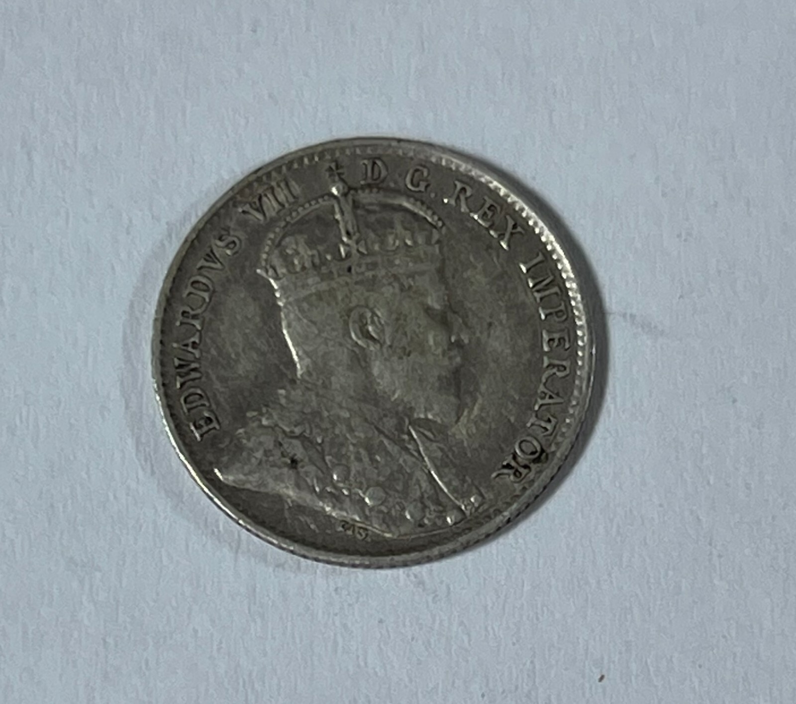 Canada 1910 silver 5C (#2575) Pt. Leaves XF+