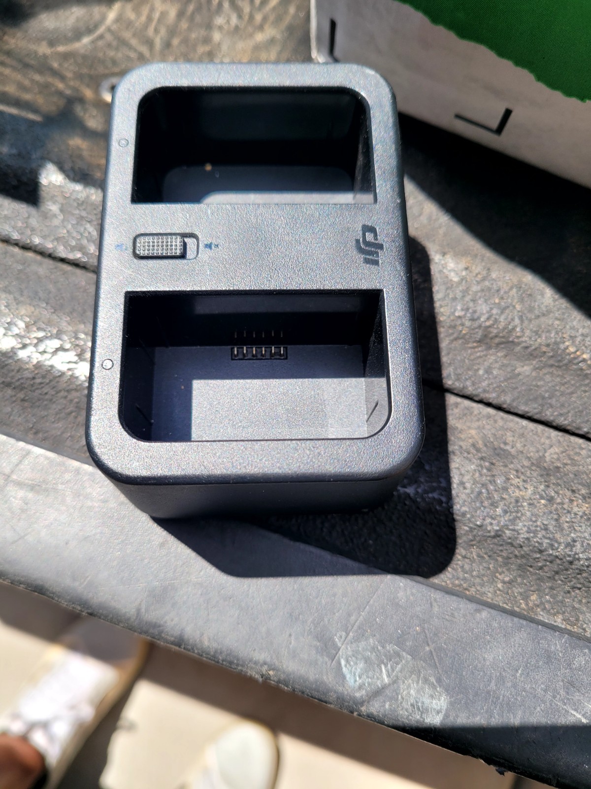 OEM DJI WCH2 Charging Hub - USED ( GD-GR)