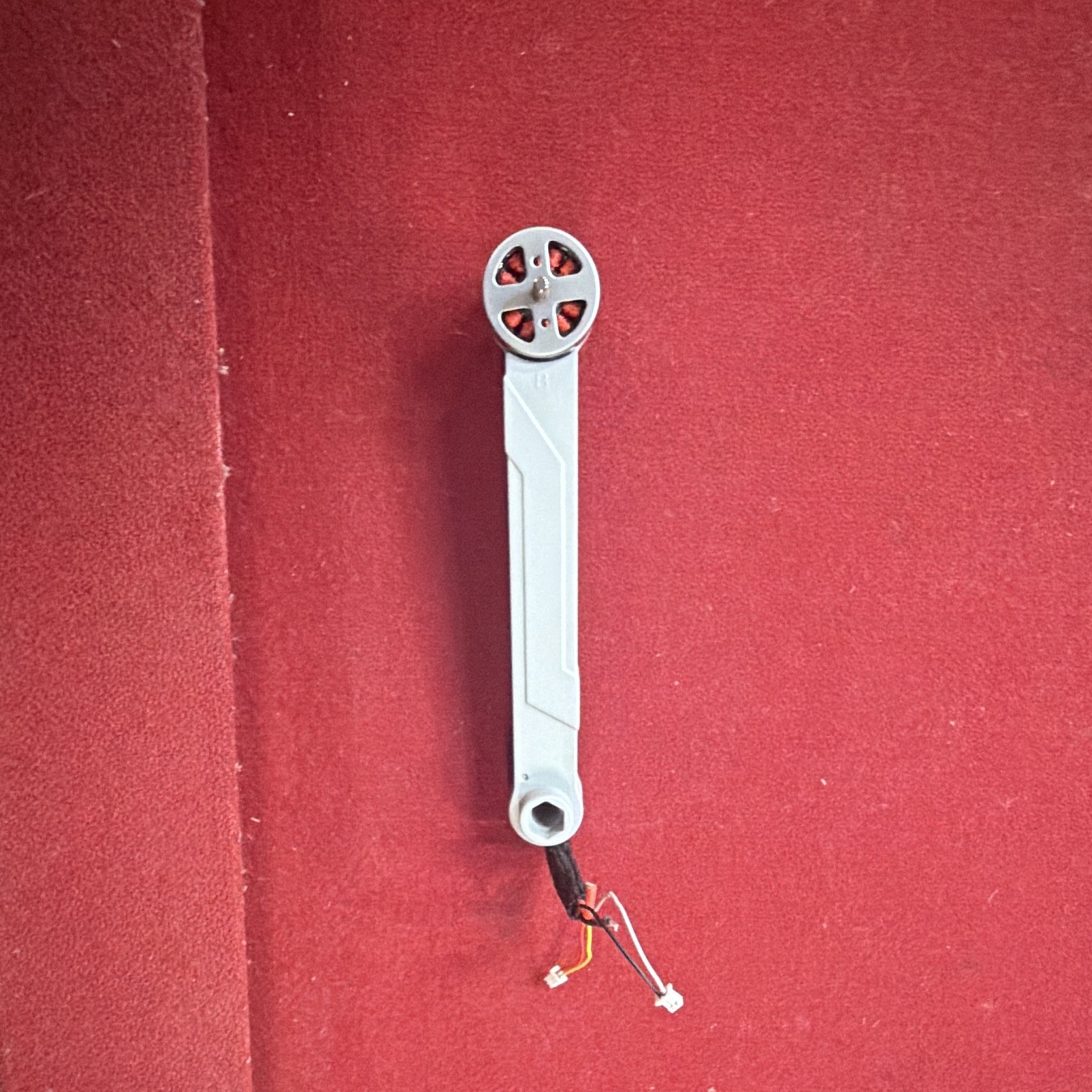 Drone replacement arm for FALCON /B1/Back left arm.