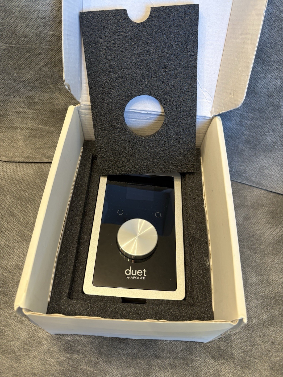 Apogee Duet Audio Music Interface iPhone iPad Mac Box Cables Books