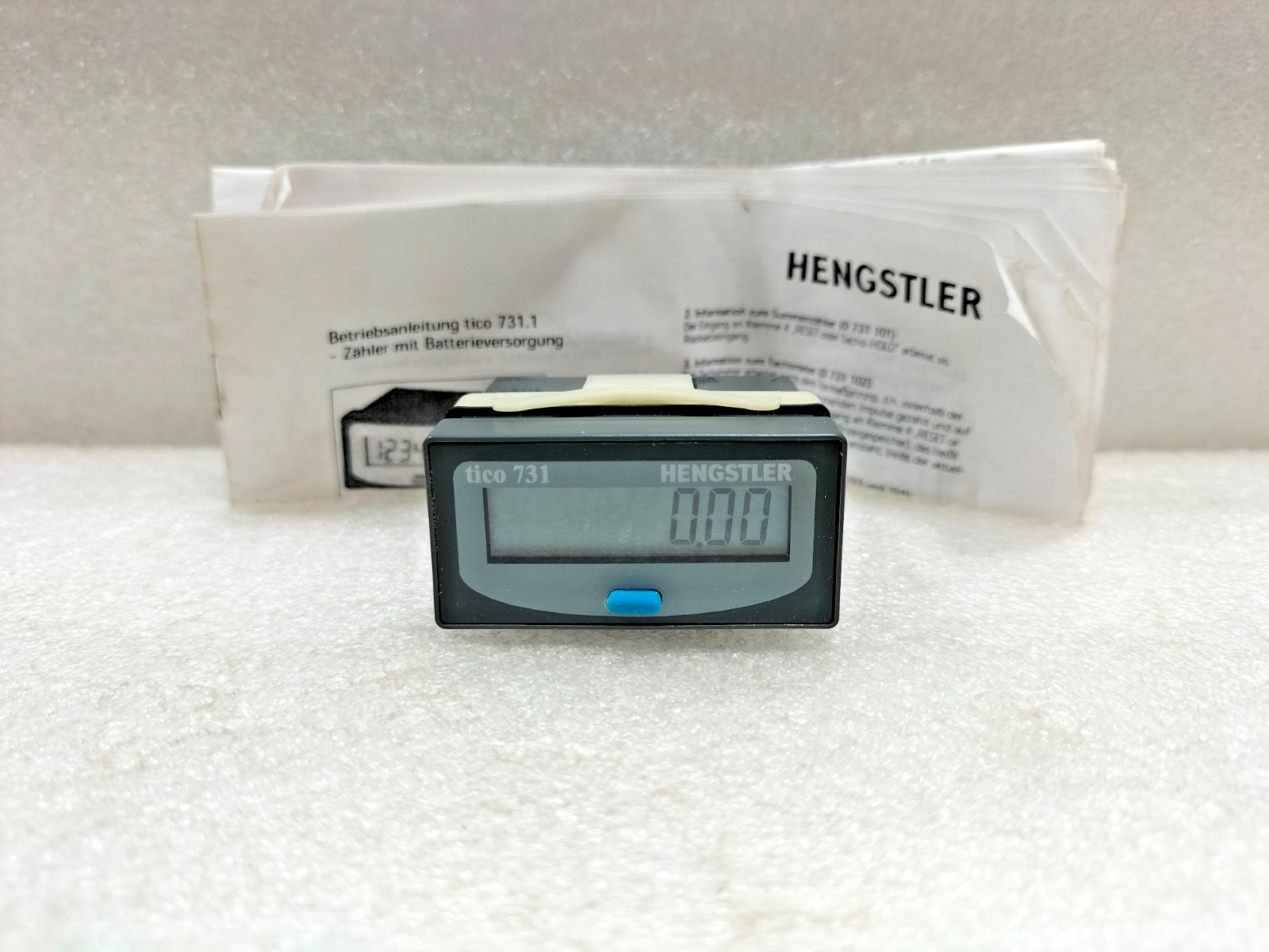 HENGSTLER TICO 731 PROGRAMMABLE DIGITAL COUNTER 8-DIGIT LCD DISPLAY