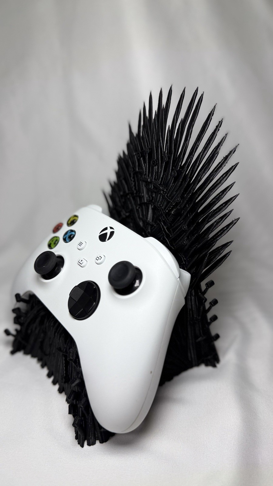 Black Iron Throne Controller Stand for Xbox Series X & PlayStation 5 Controllers