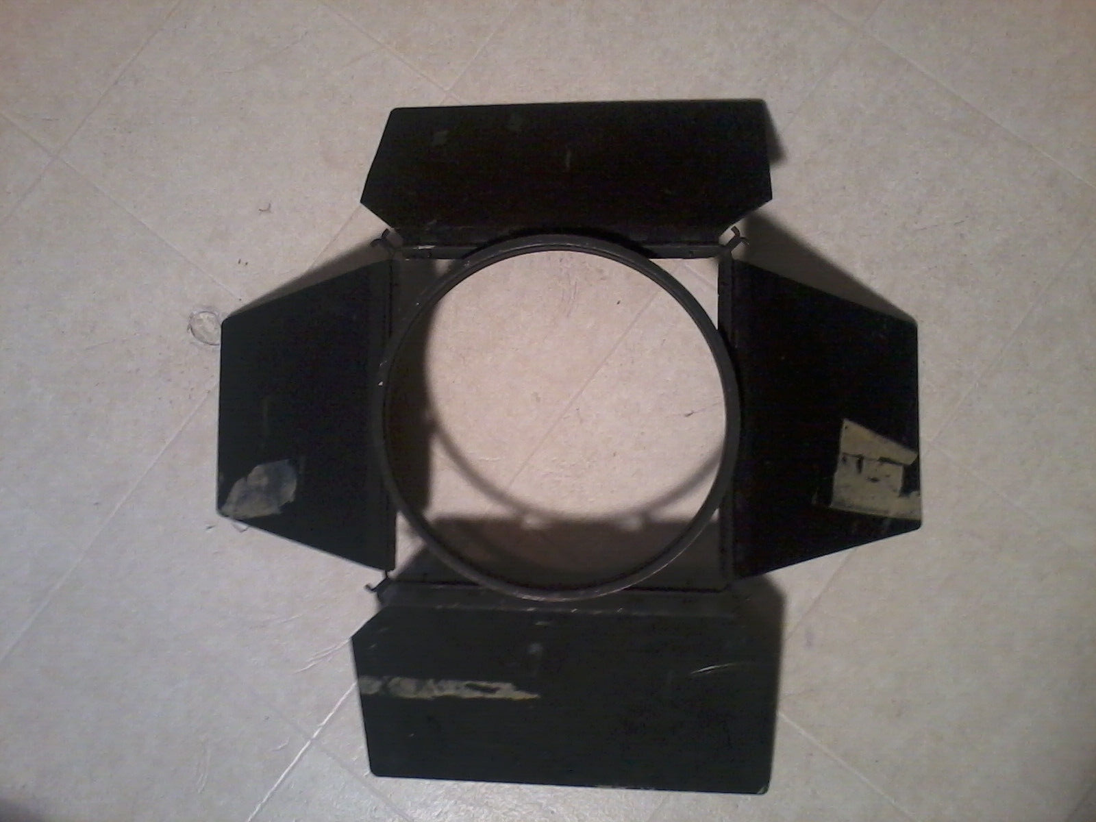 12 3/4" Barndoors Ianiro Strand Quartzcolor Arri 2k or HMI fresnel light