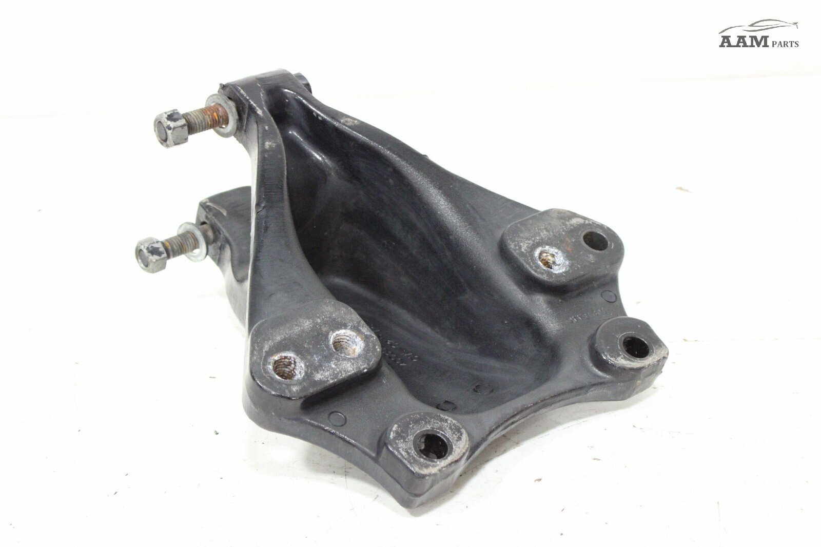 2018-2024 FREIGHTLINER CASCADIA REAR LEFT LEAF SRPING HANGER BRACKET OEM