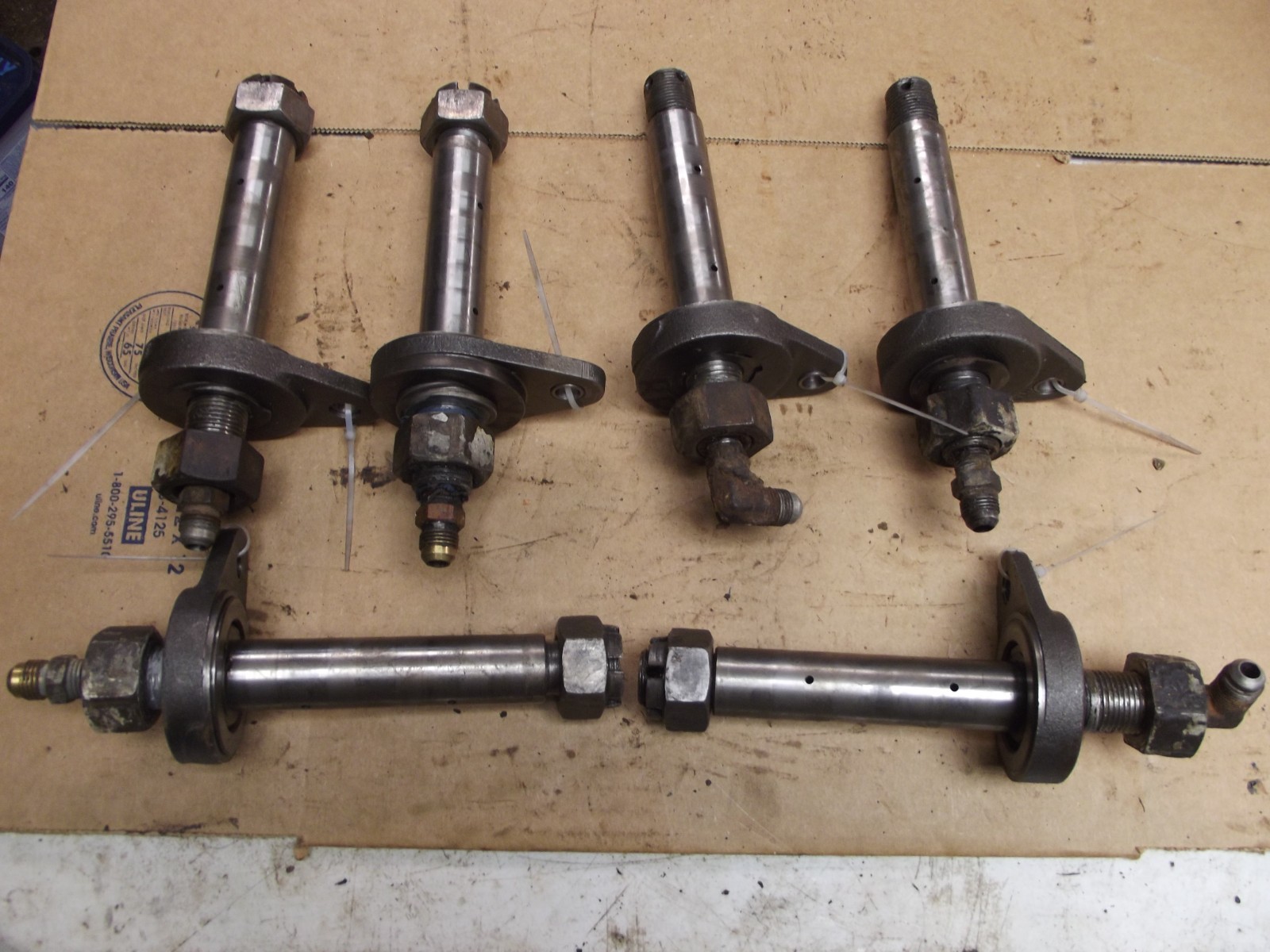 Bobcat 610 clutch shaft left rear right front (buying one)