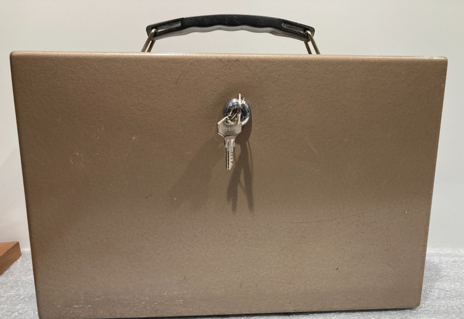 Rockaway Metal Prod Corp Lock Box w Keys  Steel Cash Security Box