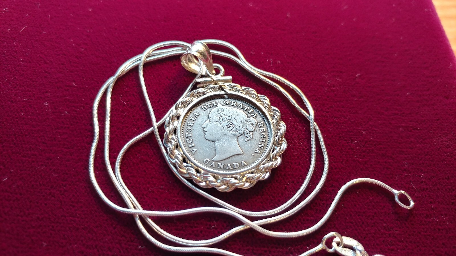 Rare 1874 Canadian .925 Silver Victoria Pendant on 18" 925 Italian Silver Chain